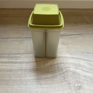 VTG Green Tupperware Pickle Keeper Container & Drainer #1330-7 3-Piece Set